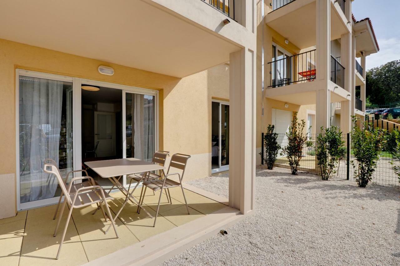 Le Petit Valmer Apartment Ла Кроа Валмер Екстериор снимка