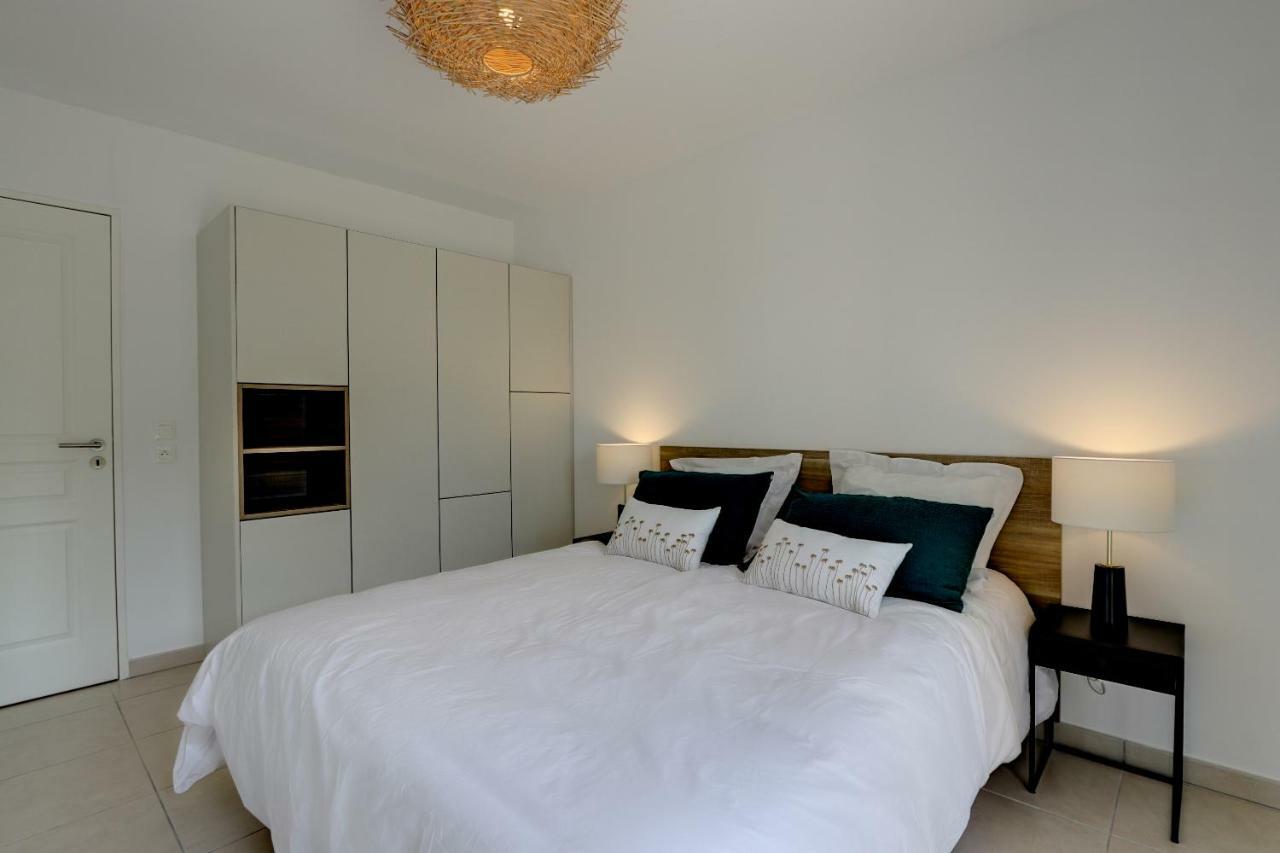Le Petit Valmer Apartment Ла Кроа Валмер Екстериор снимка