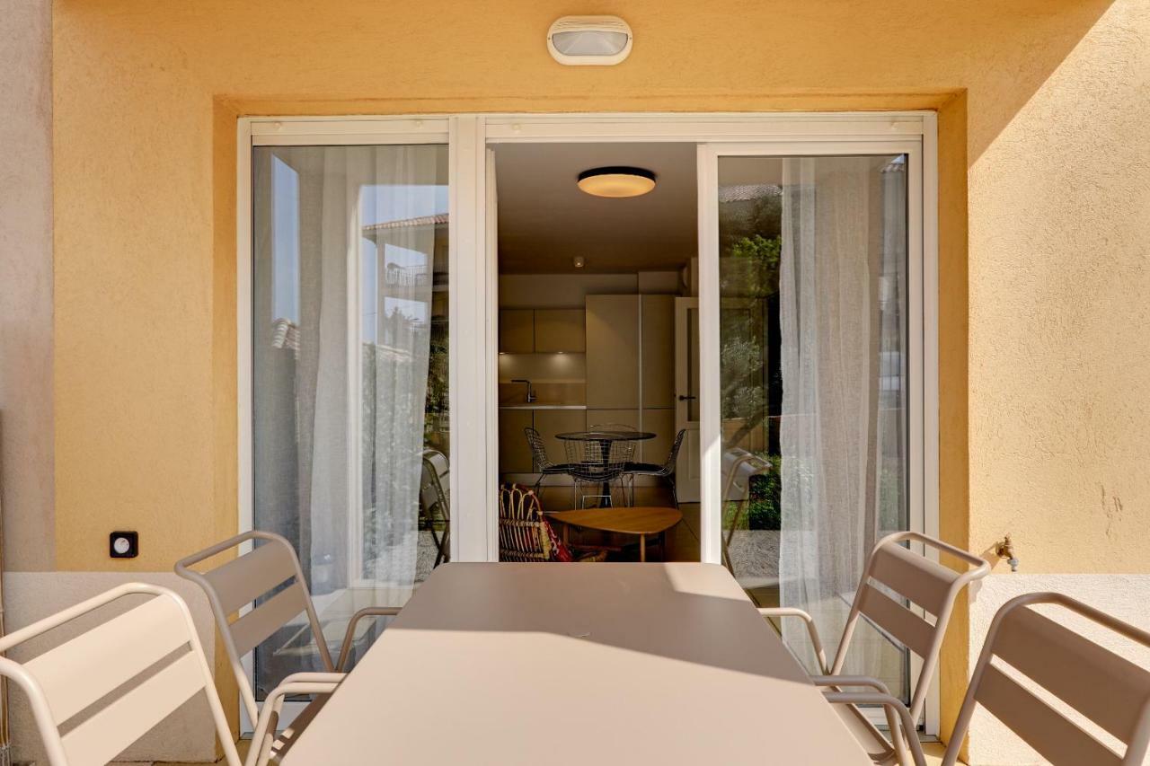 Le Petit Valmer Apartment Ла Кроа Валмер Екстериор снимка
