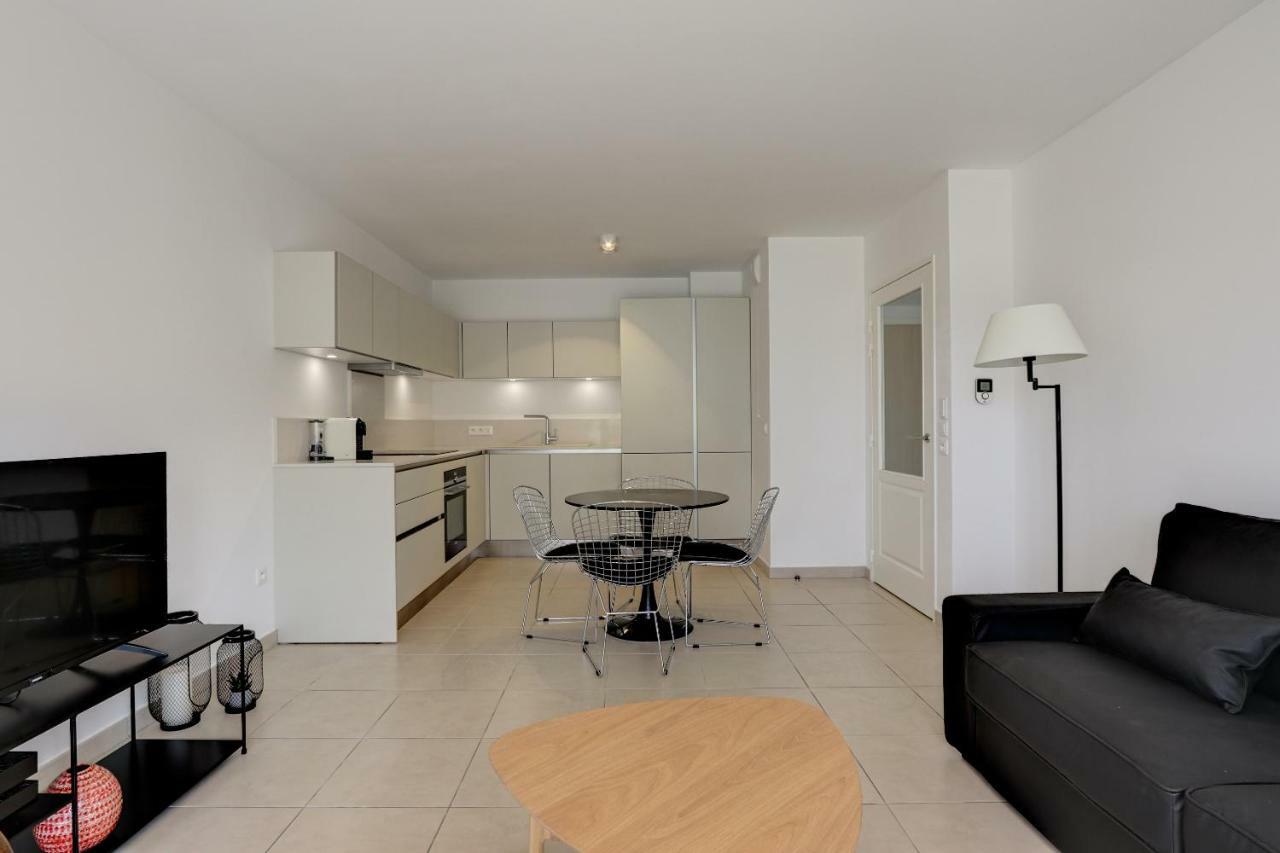 Le Petit Valmer Apartment Ла Кроа Валмер Екстериор снимка